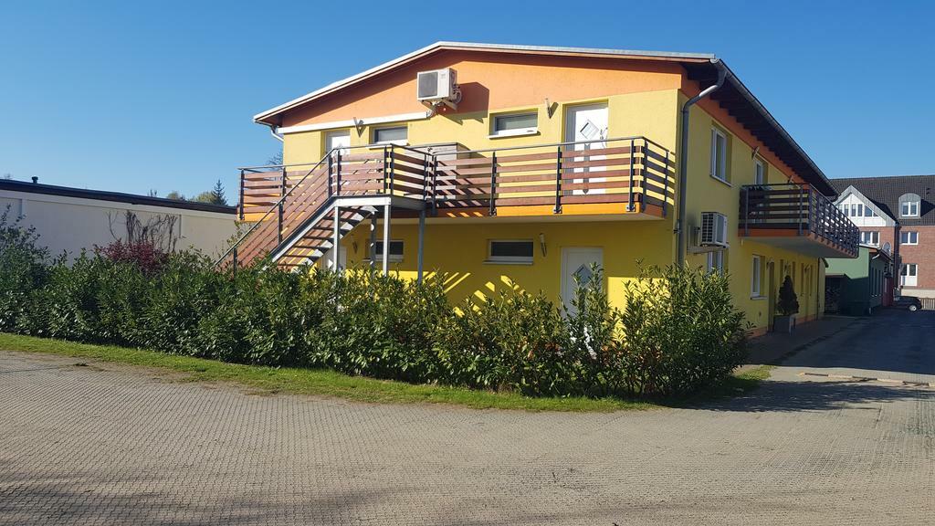 Appartement Vermietung Brunner Rostock Esterno foto