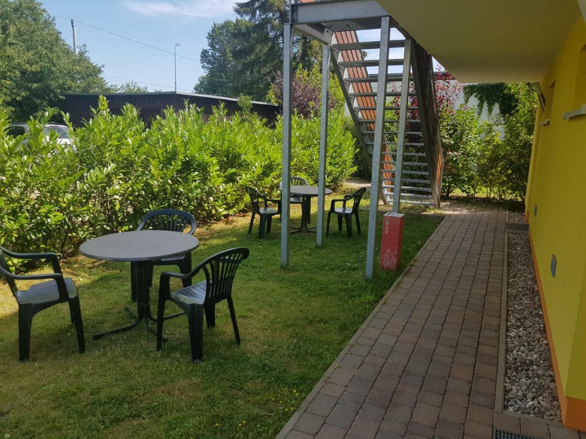 Appartement Vermietung Brunner Rostock Esterno foto